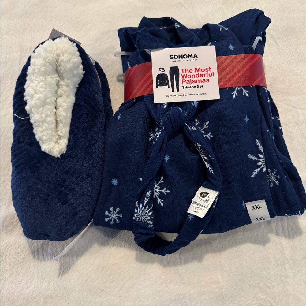 Sonoma - Women’s 3 Pc Pajama Set - Shirt, Pants & Hair Accessory & Slippers NWT